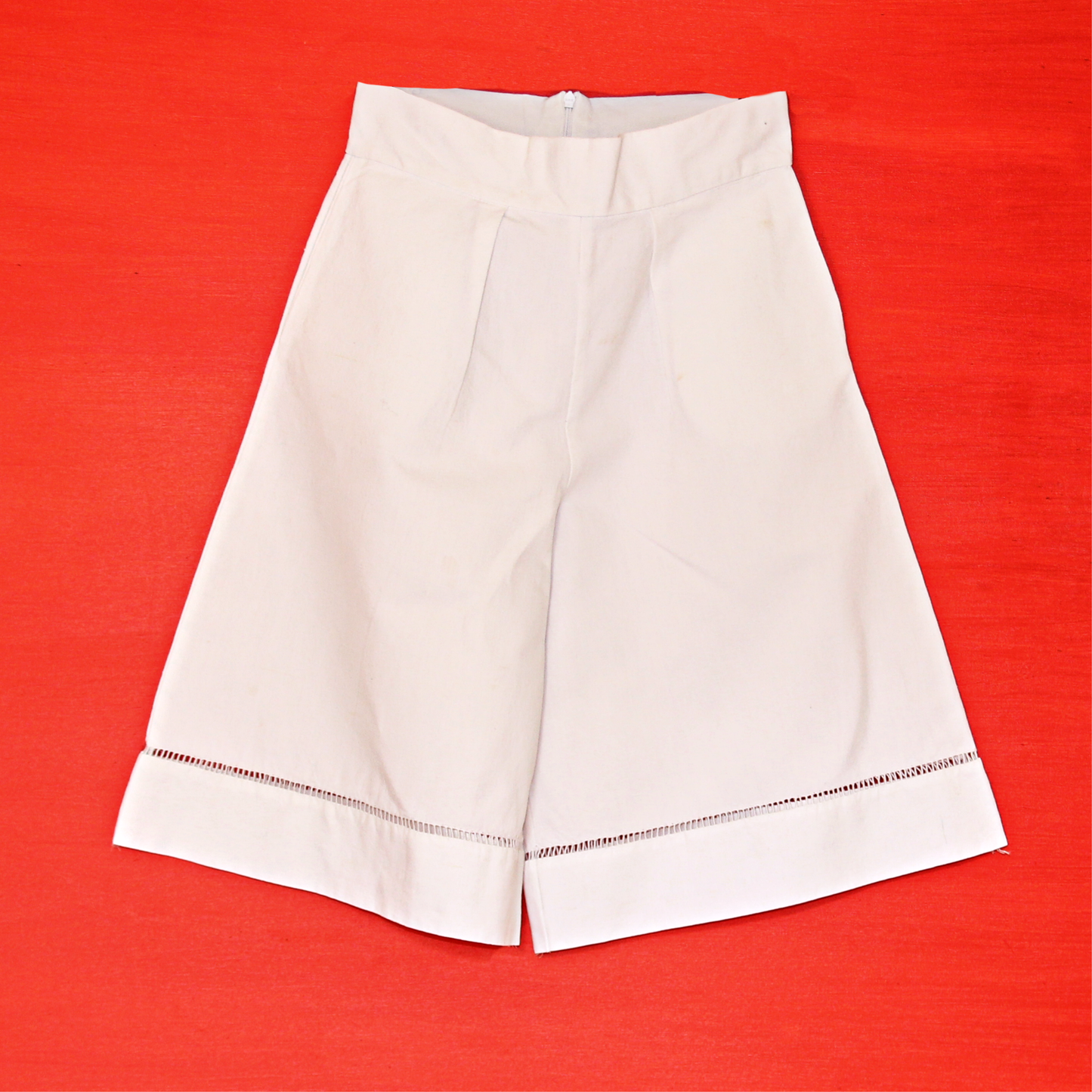 SHORT EN LIN BLANC N°1