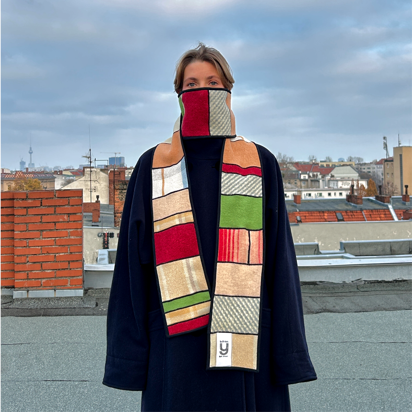 ÉCHARPE À RAYURE COLORÉE