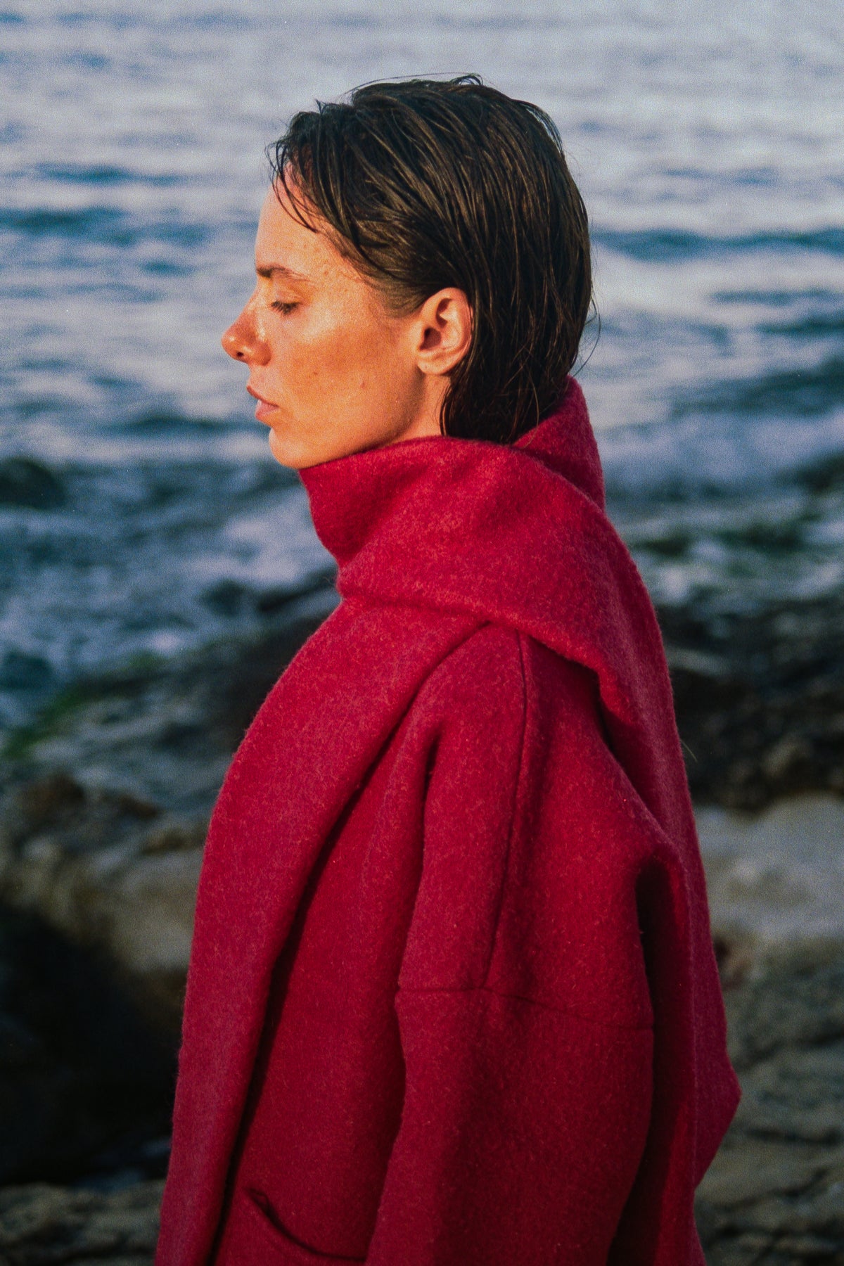 MANTEAU-PULL & ÉCHARPE - FRAMBOISE