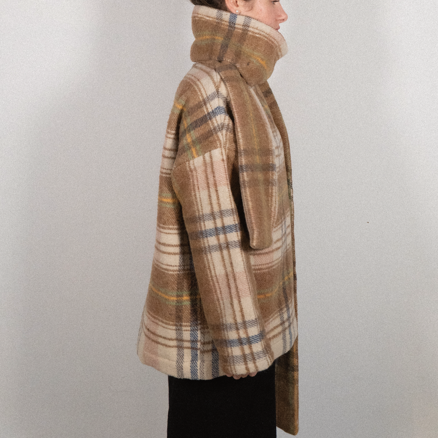 MANTEAU-PULL & ÉCHARPE - BOITE DE CHOCOLAT