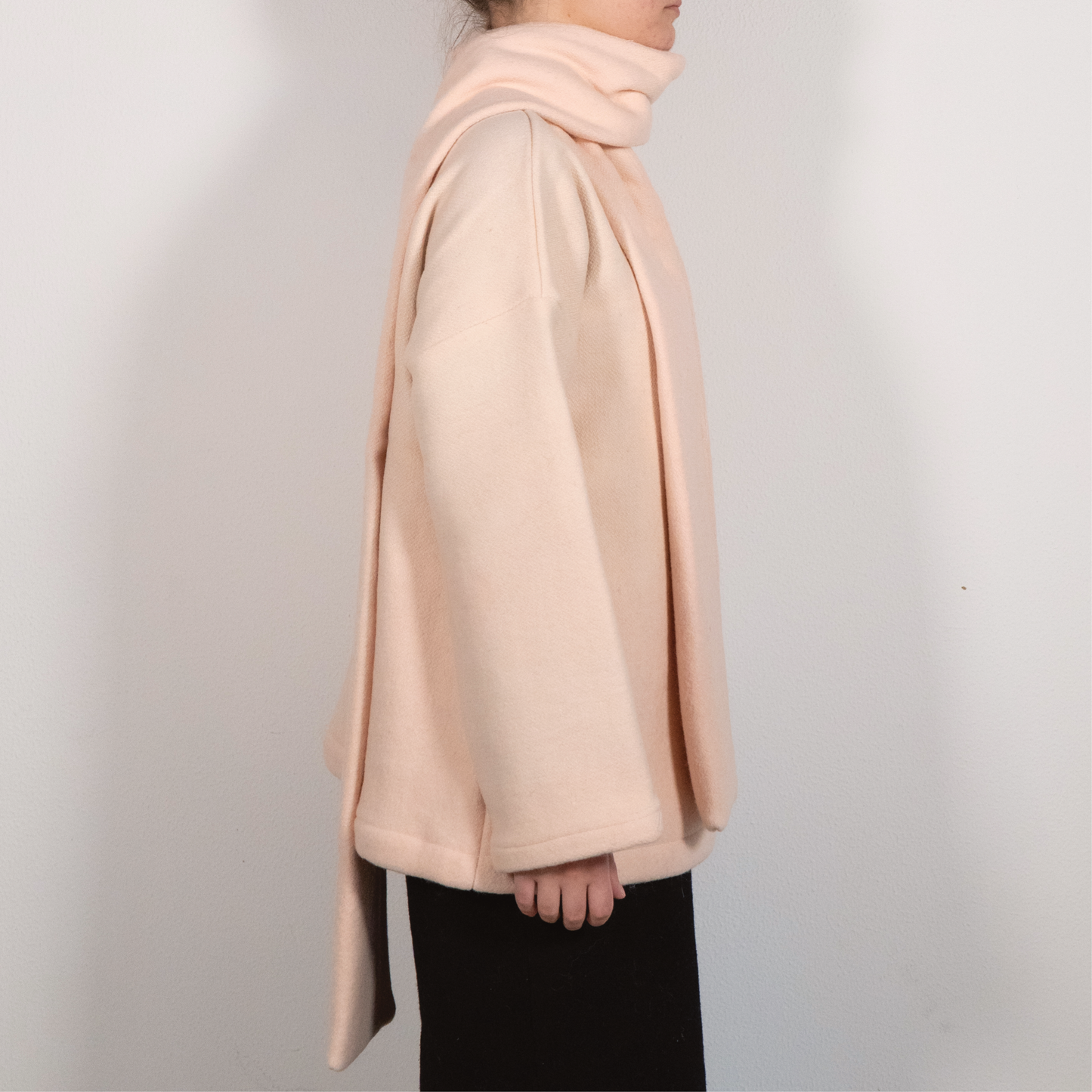 MANTEAU-PULL & ÉCHARPE - NACRE