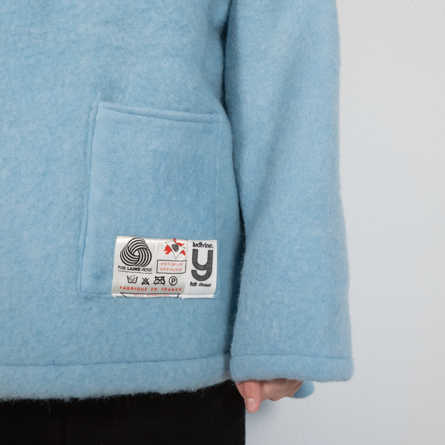 MANTEAU-PULL & ÉCHARPE - PATINOIRE