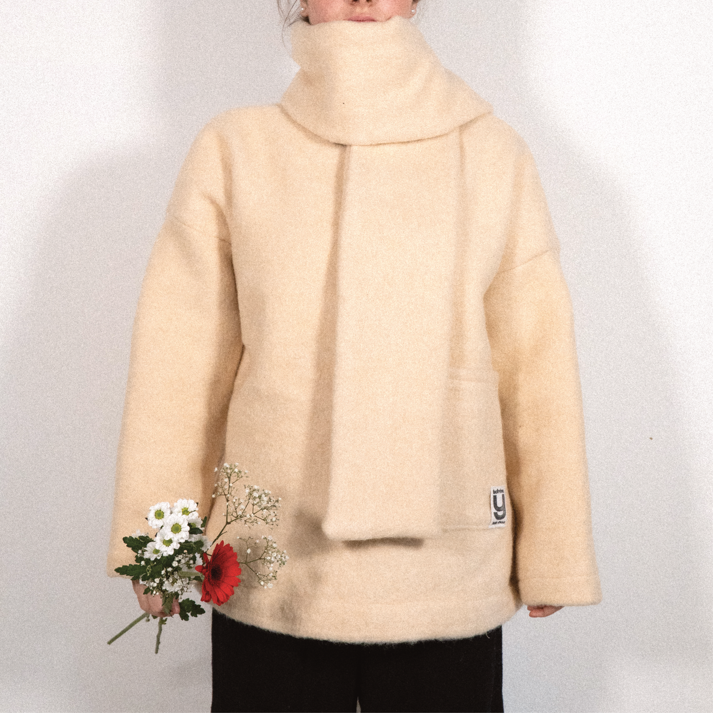 MANTEAU-PULL & ÉCHARPE - BEURRE N°1