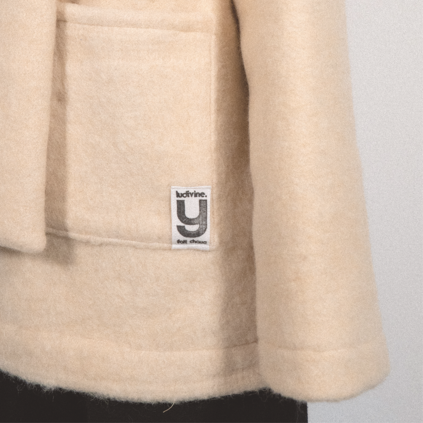 MANTEAU-PULL & ÉCHARPE - BEURRE N°1